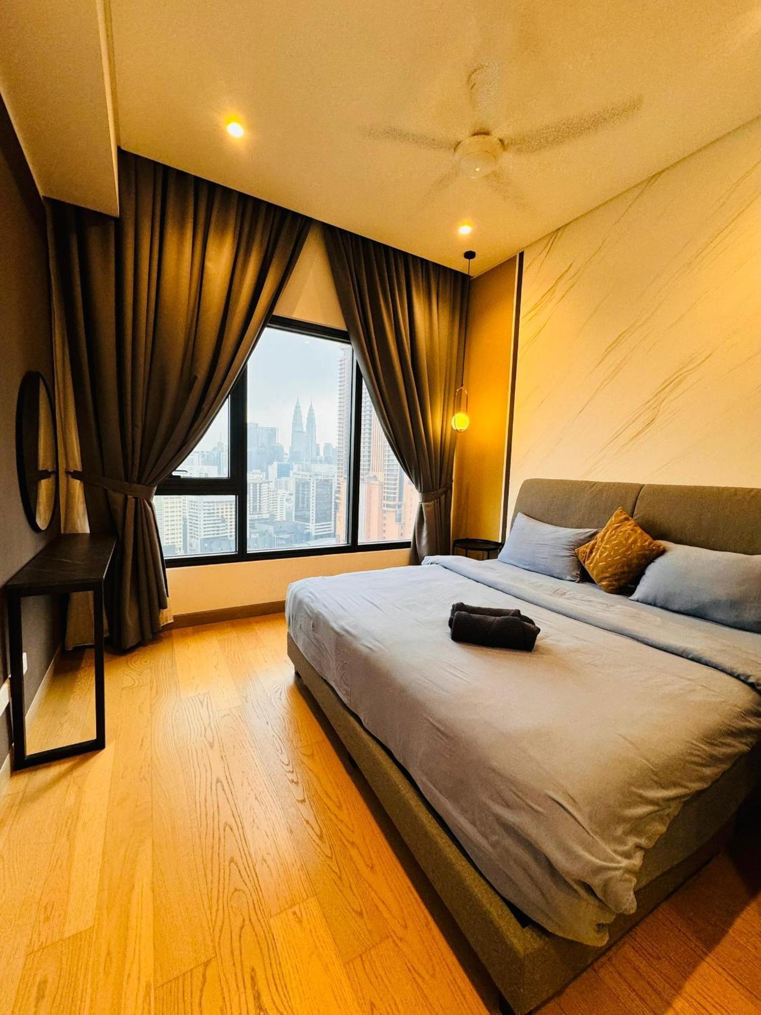 Lucantia Serviced Suites Куала Лумпур Екстериор снимка